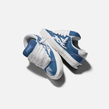 Кросівки "STRAYE LOGAN PUFF GLOSSY BLUE"