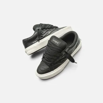 Кросівки "STRAYE LOGAN PUFF BLACK BEVEL"