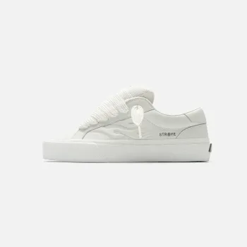Кросівки "STRAYE LOGAN PUFF BLANCO BEVEL"