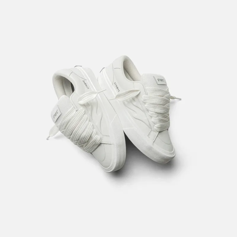 Кросівки "STRAYE LOGAN PUFF BLANCO BEVEL"