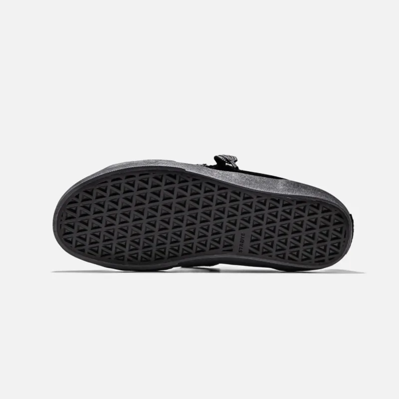 Кросівки "STRAYE LOGAN PUFF BLACKOUT"