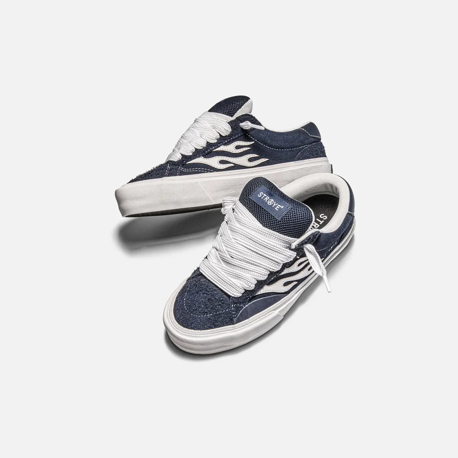 Кросівки "STRAYE LOGAN PUFF NAVY"